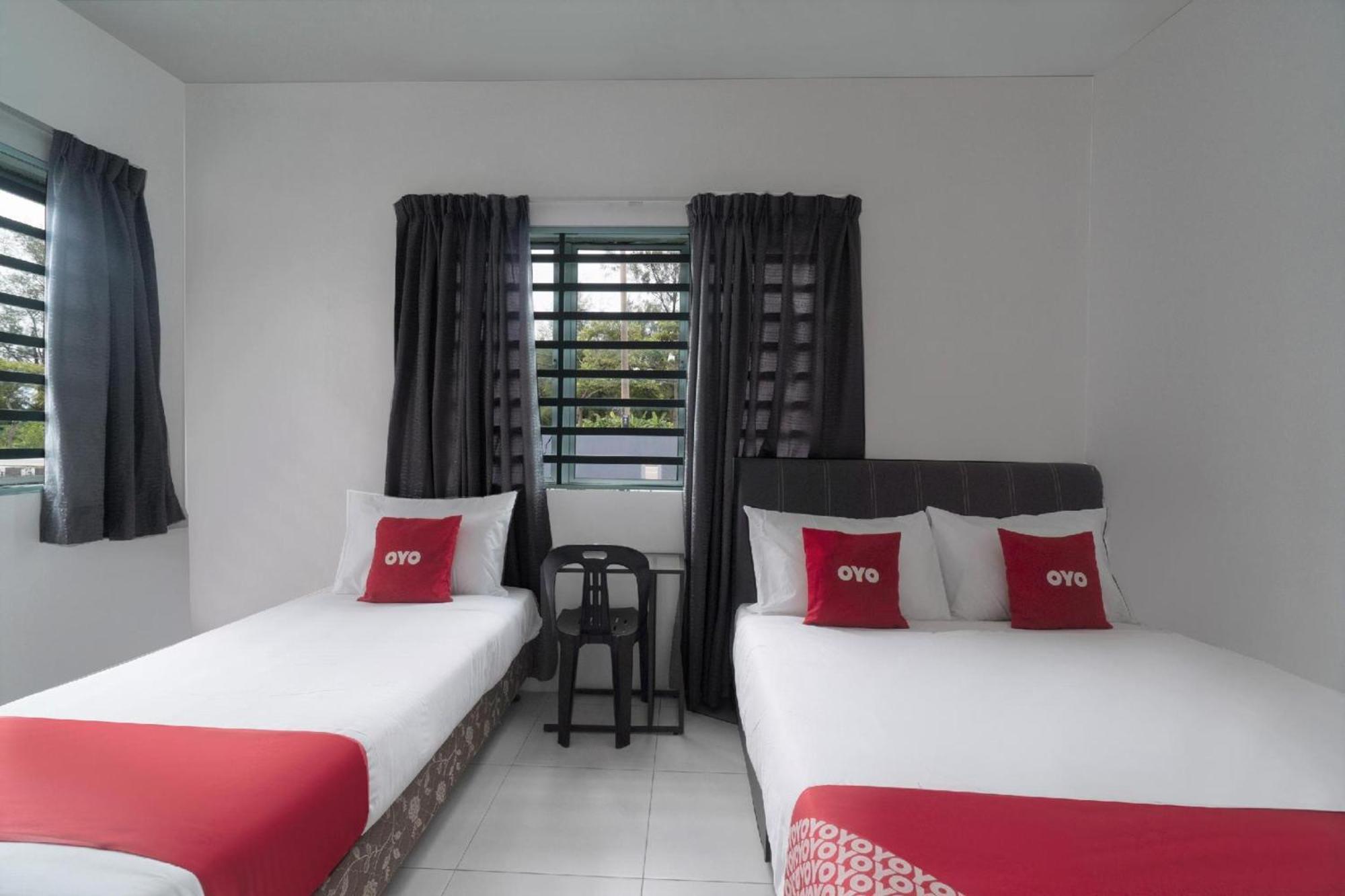 Motel Fasa2B Seri Manjung Exterior foto