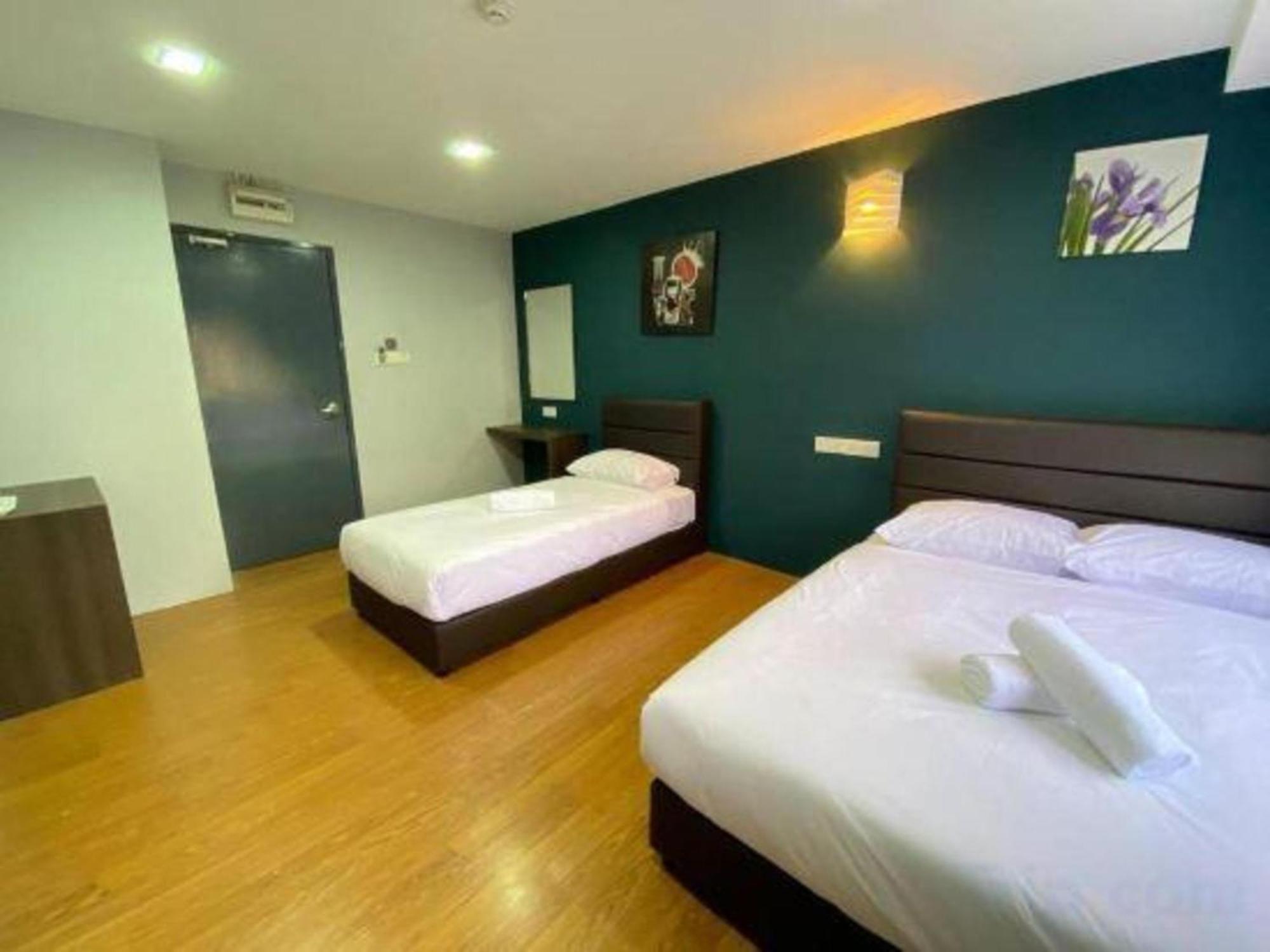 Motel Fasa2B Seri Manjung Exterior foto
