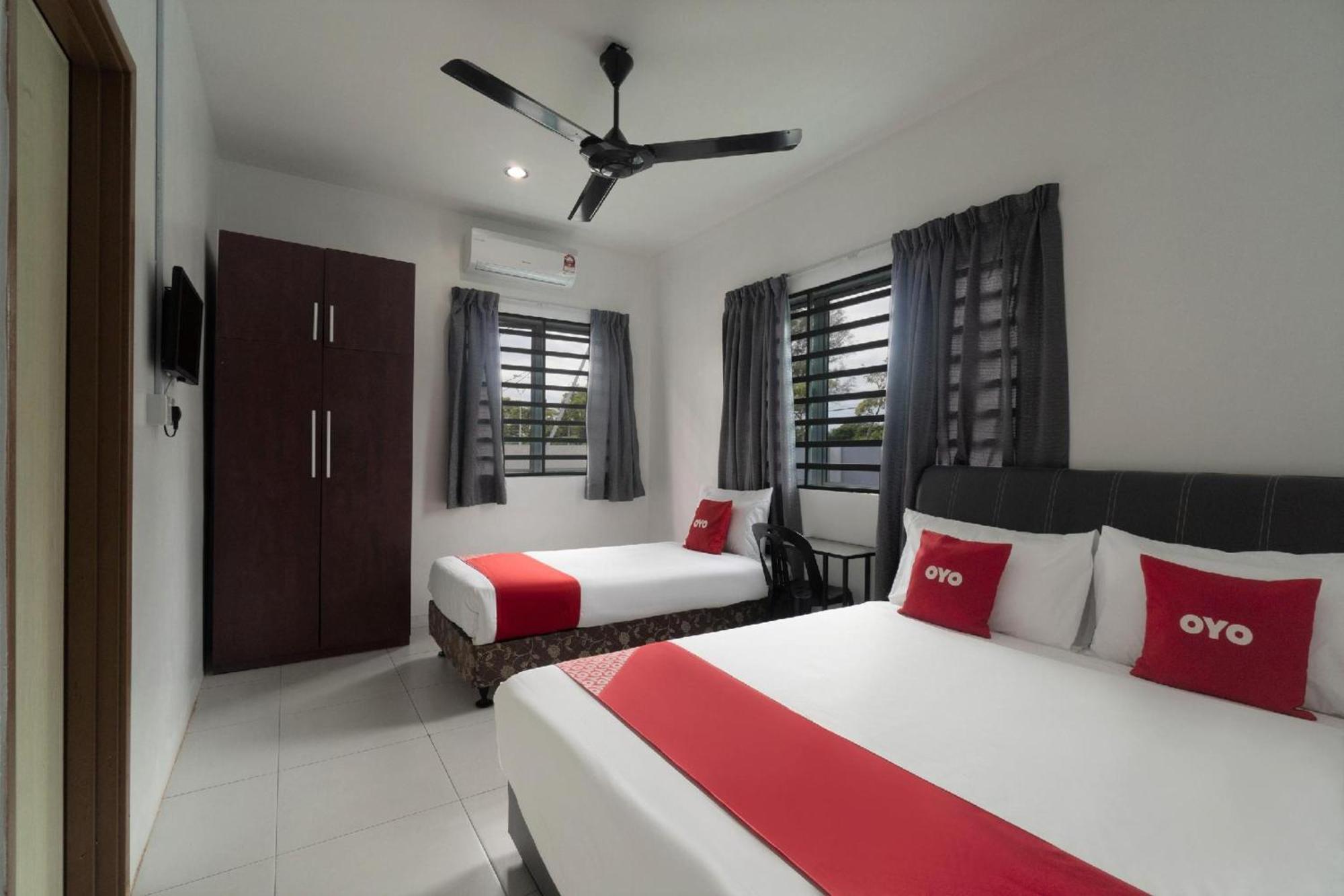 Motel Fasa2B Seri Manjung Exterior foto